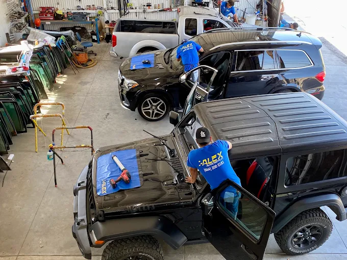 Auto Cristales Alex cristales para autos en tijuana