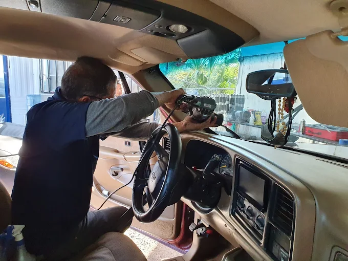  autocristales para camiones y tractocamiones en Mexicali