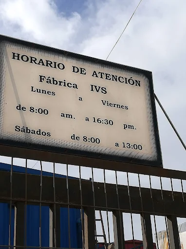 LA CASA DEL PARABRISAS